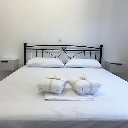 Oikos Corfu * Alepou